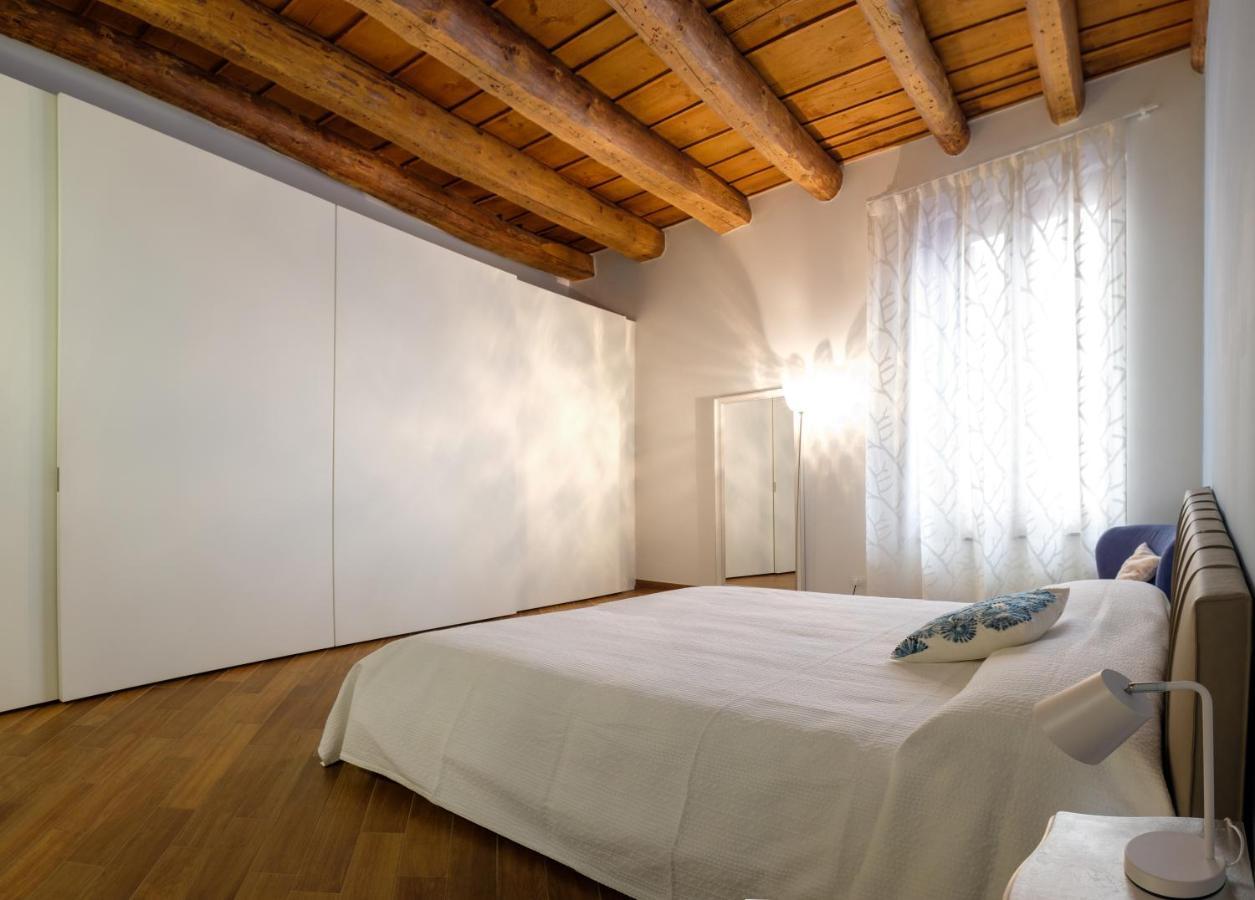 La Terrazza In Centro Apartamento Verona Exterior foto